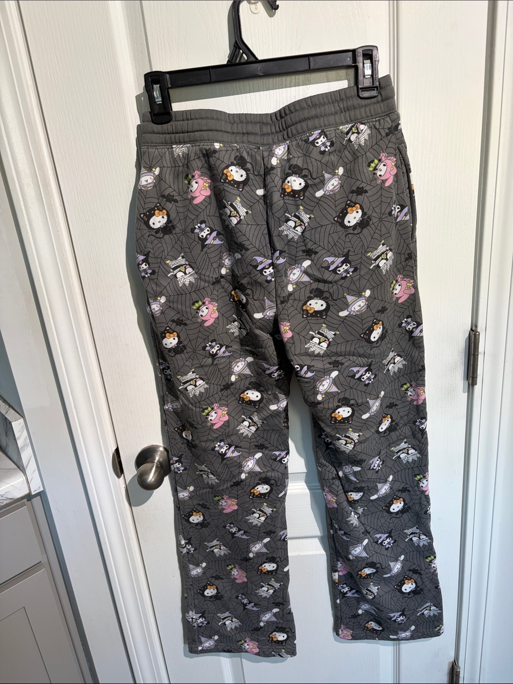 NWOT Hello Kitty and Friends sweatpants with Cute Halloween Character Print - Picture 4 of 5